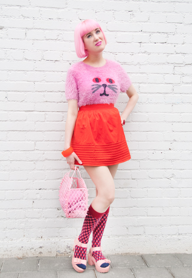 Sara is in Love with… blogger street style pink hair look ootd cat jumper fluffy lazy oaf vivienne westwood melissa shoes serena kohl pink and red Lazy Oaf, Streetstyle, cat jumper