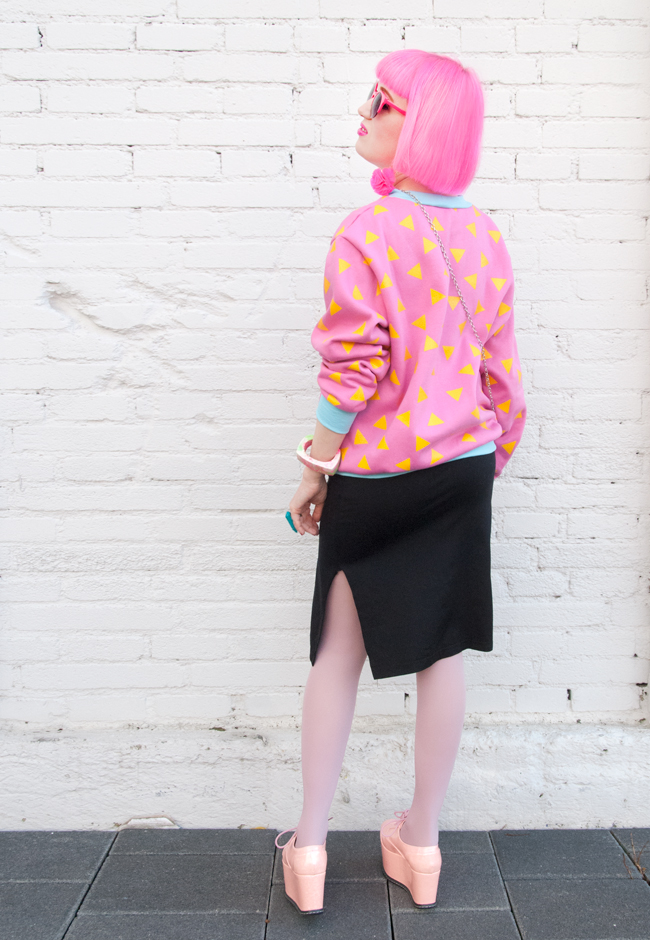 Sara is in Love with blogger look street style ootd kawaii colourful 90s inspired jumper pink Tilly Me Made in Australia kawaii Sushi bag Clara Chérie pompom earrings Quay eye ware neon pink pineapple Ego & Greed platform shoes 90s jumper, pineapple jumper, Tilly Me