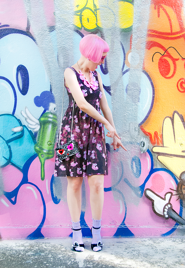 Sara is in Love with… blogger style fashion Chesire Cat dress Disney Napo Shop Karl Lagerfeld Coupette House of Holland Pink Tatty Devine Melissa street art outfit pink summer look, cat outfit, chesire cat look