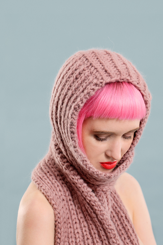 Sara is in Love with… blogger Yaya knit wear Beatriz Wuersch Schaufensterclub handmade clothing Zurich winter Yaya, knit wear, winter fashion