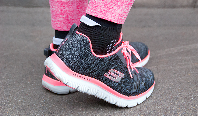 Sara is in Love with… blogger swissfashionblogger street wear sports healthy life runner vegan craft skechert wink wood urbanist pink pinkhair skechers, running shoes, swissfashionblogger