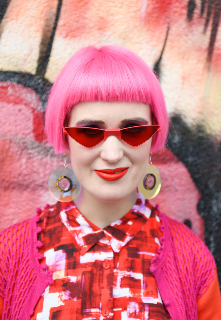 Sara is in Love with… Swiss fashion blogger red dress look vintage summer neon trend Essential Antwerp Who is that Girl WTG Antwerp Gentle Monster Tatty Devine 90s cd earrings pink hair sibling Zurich streetart Bally shoes sandals
